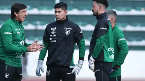 Gustavo Costas convocó al meta Jhon Jairo Cuéllar para suplir la baja de Carlos Lampe ante Perú.