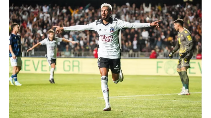 Lucero fue la figura de Colo Colo ante el Betis