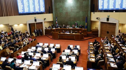 Cámara restablece presupuesto para liceos Bicentenario