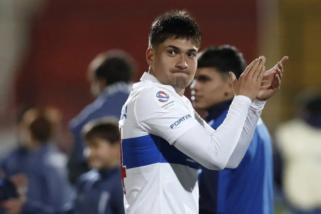 Luis Felipe Maluenda ya jugó por el primer equipo de la UC.  (Jonnathan Oyarzun/Photosport).