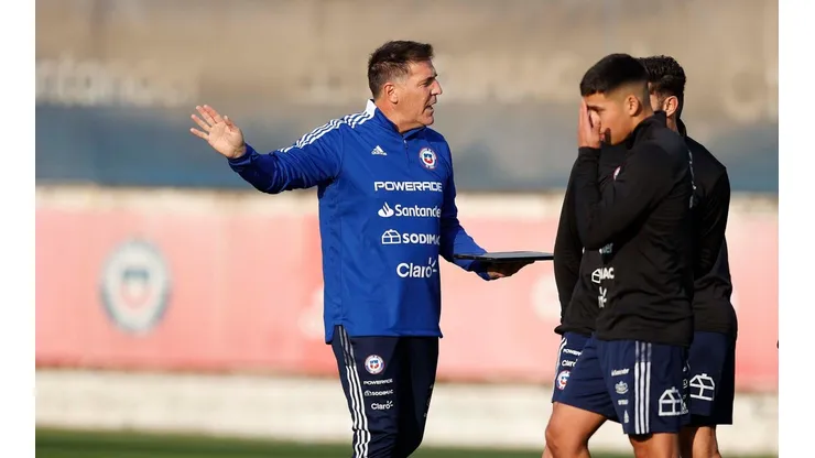 Berizzo espera ganar su primer partido con la selección chilena