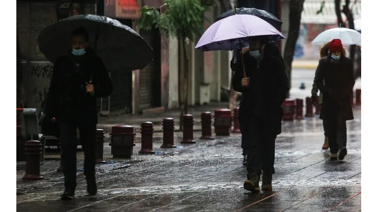 Lluvia en Santiago