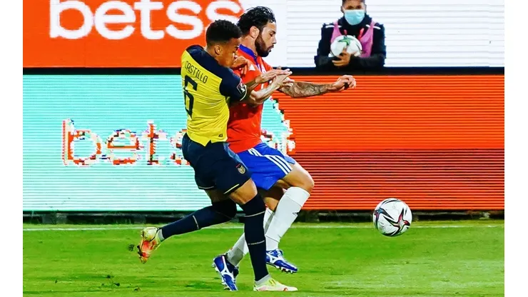 La FEF festejó que se mantienen en Qatar 2022, pero no especifican si Byron Castillo integrará el equipo de Gustavo Alfaro.