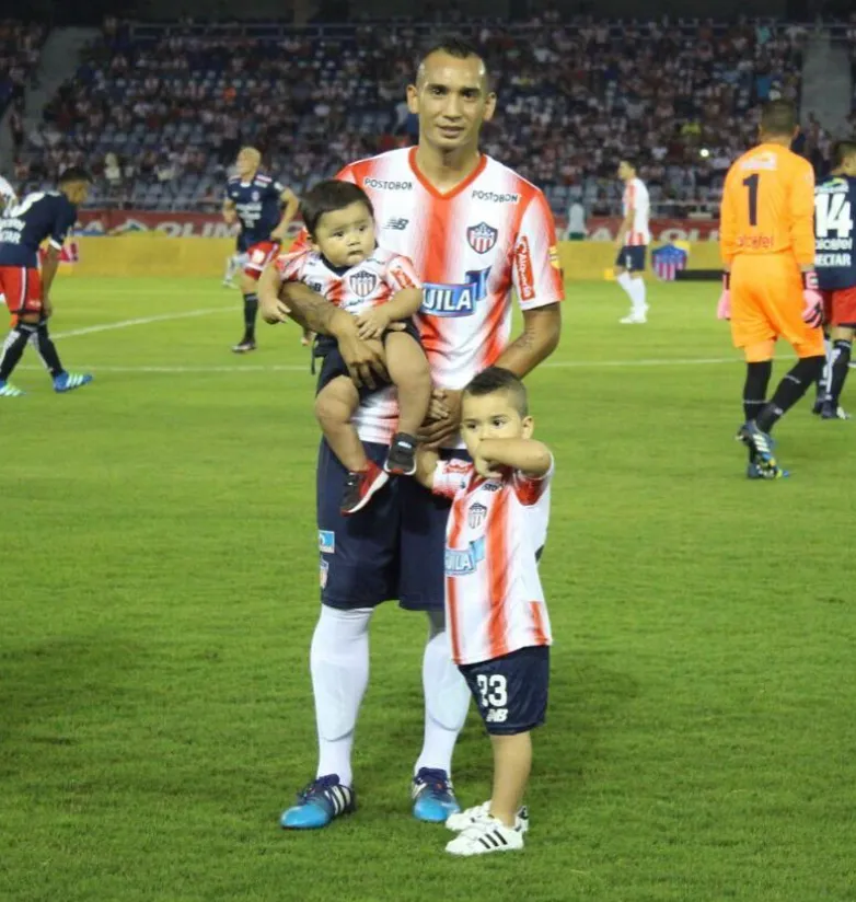 Sebastián Toro advirtió a Colo Colo de lo que será su visita a Junior de Barranquilla. Foto: Instagram.