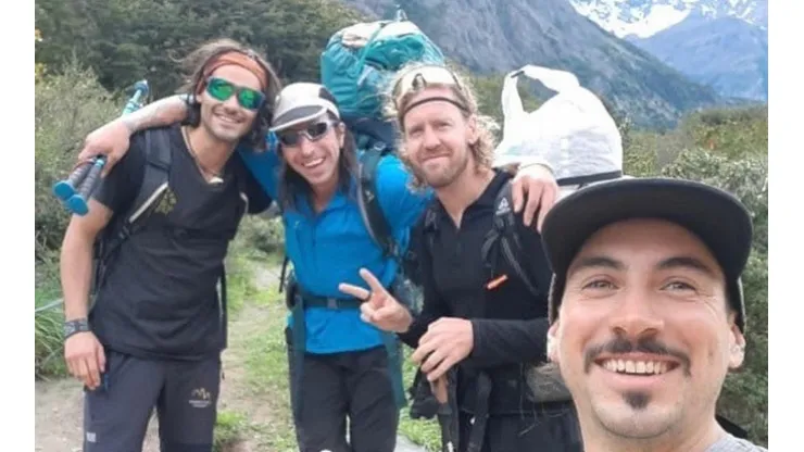 Sebastián Vettel como un mochilero más visitando Torres del Paine