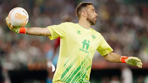 Claudio Bravo protegió el arco del Betis para llegar a tremendos números
