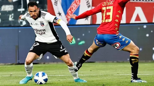 Suazo se aleja de Colo Colo