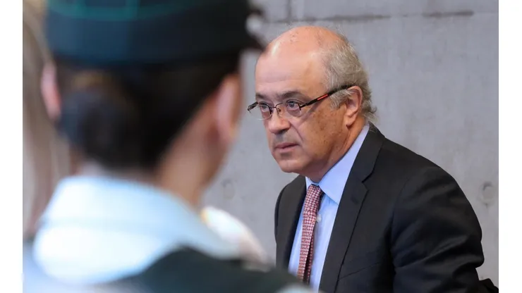 Oncólogo investigado por abuso sexual vuelve a atender en Clínica Las Condes por telemedicina