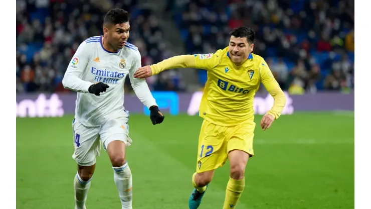 Tomás Alarcón se quedó sin la camiseta de su ídolo Casemiro, pero con la de Karim Benzema.