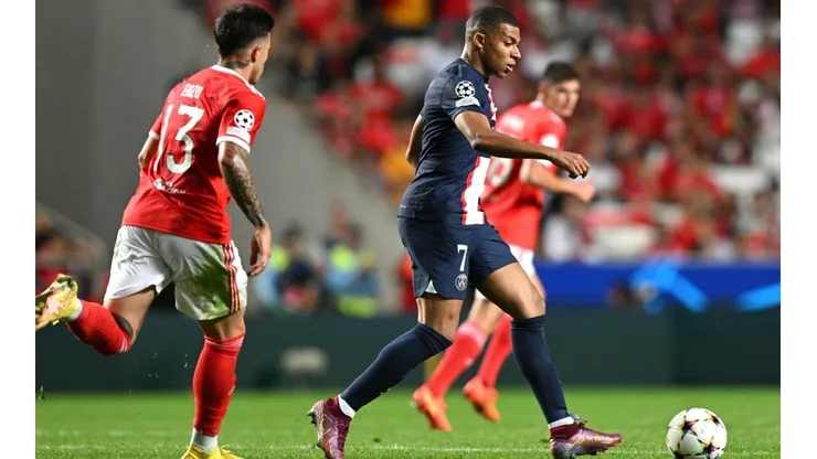 Mbappé renovó recientemente con el PSG