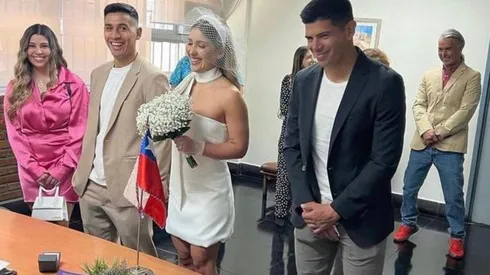 Pavez acompañando a Baeza en su matrimonio
