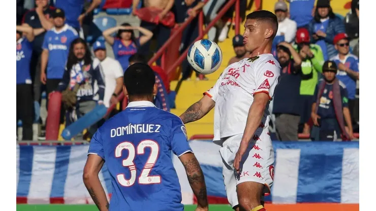 El primer partido terminó igualado sin goles entre Unión Española y Universidad de Chile.