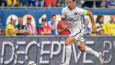 Zlatan jugando por el PSG