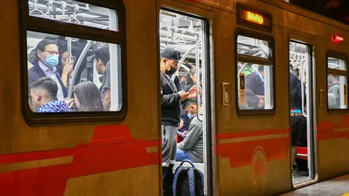Metro Santiago martes 1 de noviembre.