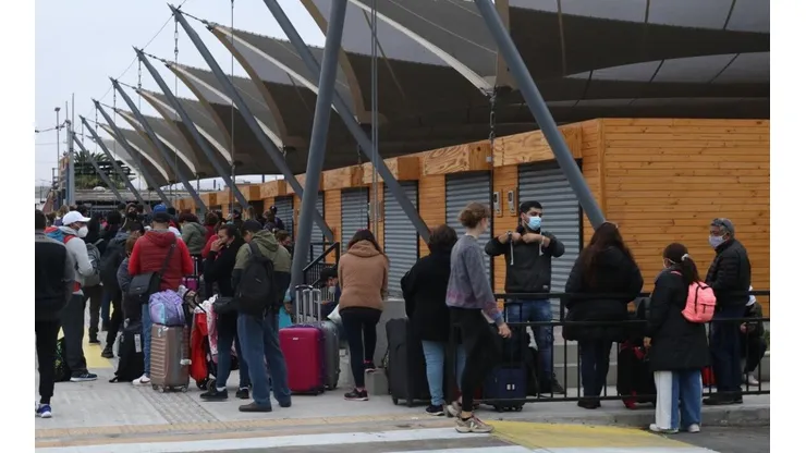Conoce aquí la cantidad de migrantes que han sido deportados de Chile