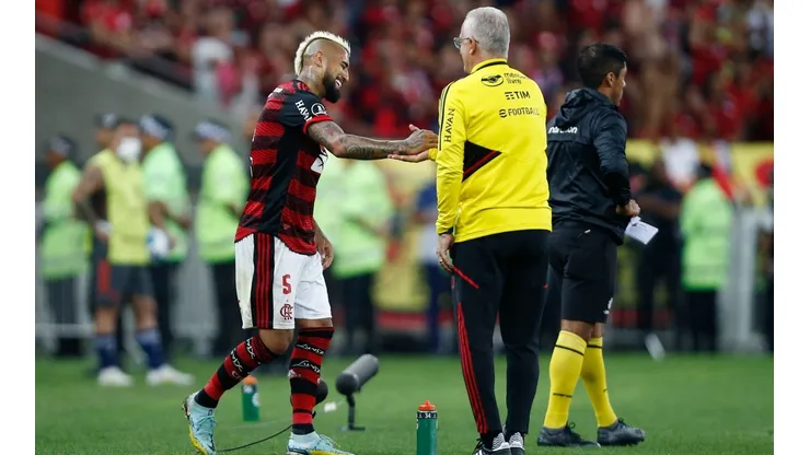 Dorival Júnior sabe que tiene "un jugador fantástico" en Arturo Vidal. Y así lo dejó claro luego de que Flamengo ganara la Copa Libertadores 2022.