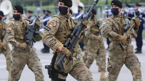 ¿Qué generales del Ejército pasan a retiro y quiénes ascienden?