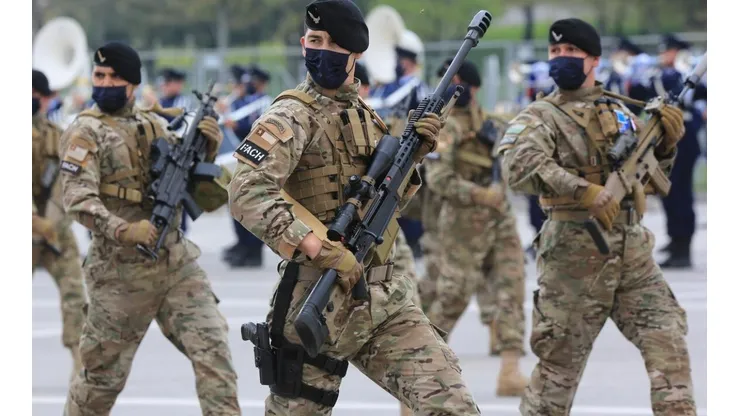 ¿Qué generales del Ejército pasan a retiro y quiénes ascienden?