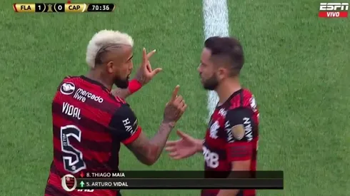 Arturo Vidal ingresó para los últimos 20 minutos de la final de Copa Libertadores.
