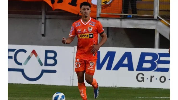 Cobreloa busca la victoria y que Magallanes pierda para conseguir el ascenso.