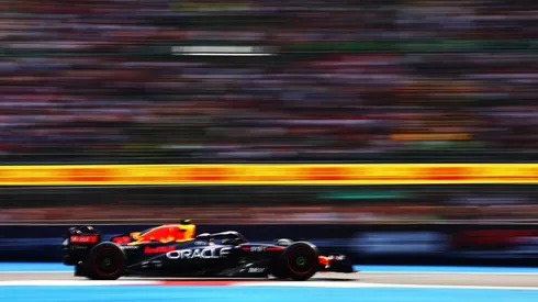 Sergio Pérez quiere hacer historia como local y va por el subliderato.