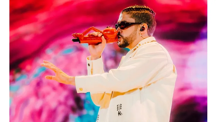 Bad Bunny en el Estadio Nacional de Chile, para su World's Hottest Tour.