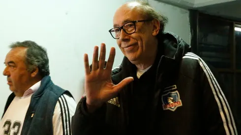 Alfredo Stöhwing, el presidente de Blanco y Negro, en el estadio Francisco Sánchez Rumoroso de Coquimbo Unido.