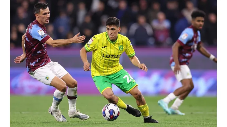Marcelino Núñez fue titular ante el Burnley