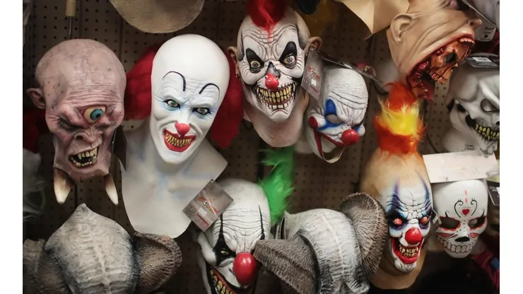 ¿Cómo hacer en casa máscaras para Halloween?