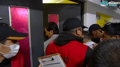 Fernando Díaz llegando al camarín de Colo Colo