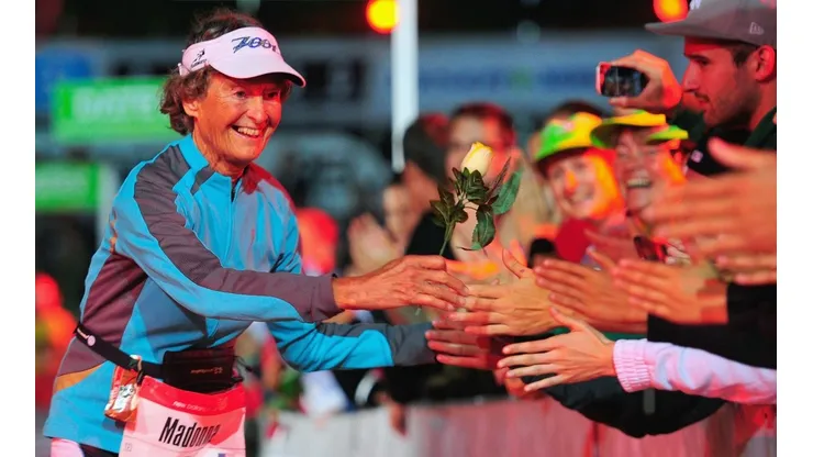Madonna Buder en el Challenge Roth en Alemania en 2014