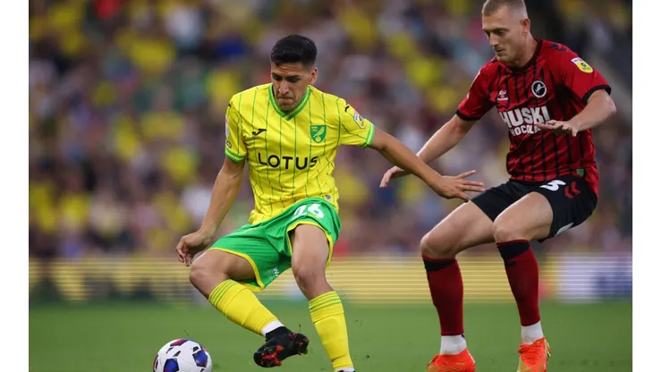 Marcelino Núñez suma 13 partidos disputados por el Norwich City en la Championship, que tiene a los Canarios en el 6° lugar.