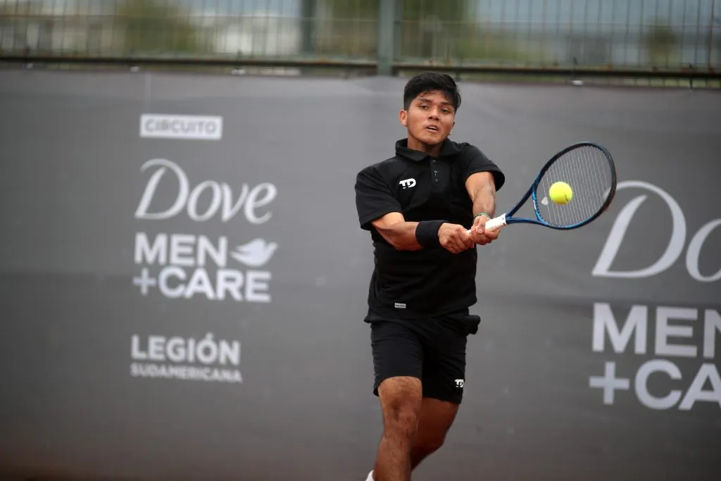 Matías Soto ha jugado en el circuito Dove Men en Chile