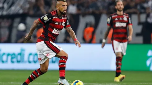 Arturo Vidal es confirmado entre los titulares de Flamengo para la final de la Copa de Brasil.