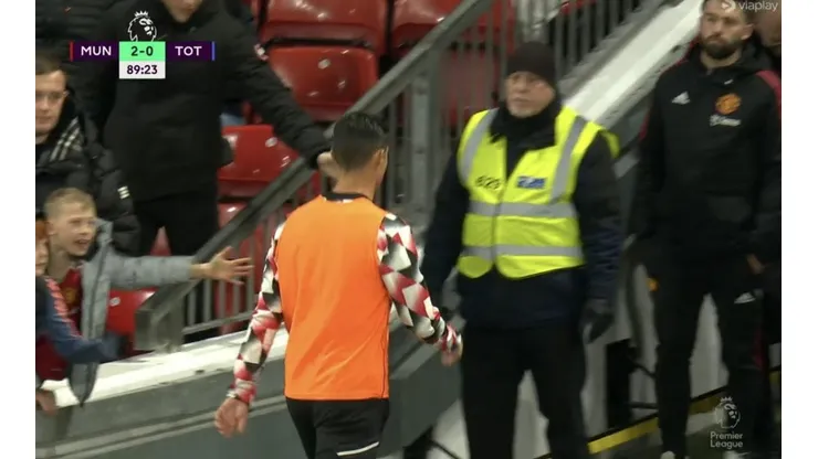 Cristiano Ronaldo se va directo al camarín
