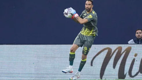 Claudio Bravo fue destacado con nota 9 en el empate de Real Betis contra Cádiz.