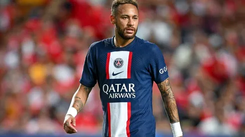 Neymar es parte de la delantera del PSG francés