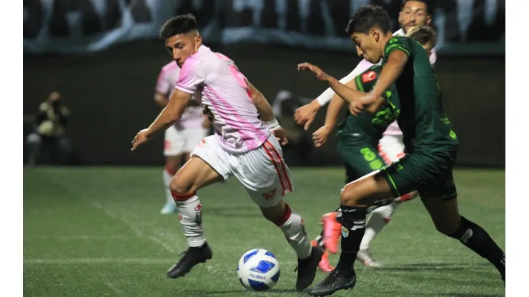 Empate 2-2 de Magallanes contra Copiapó: Cobreloa sigue vivo por el ascenso.