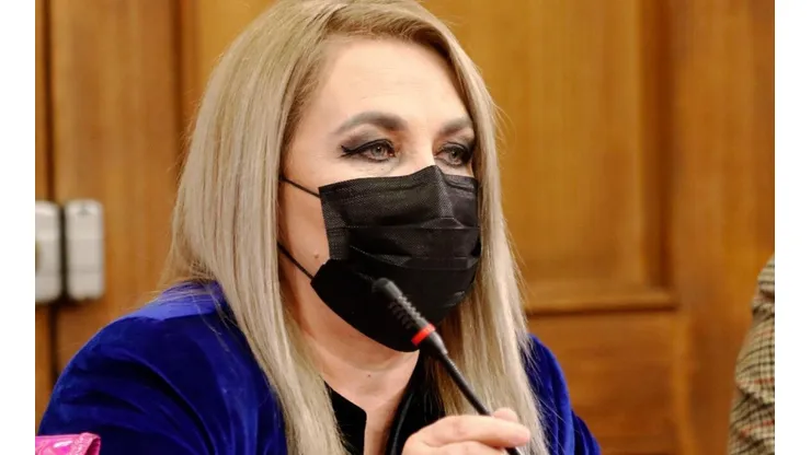 Pamela Jiles critica Gobierno de Boric y lo compara con Piñera