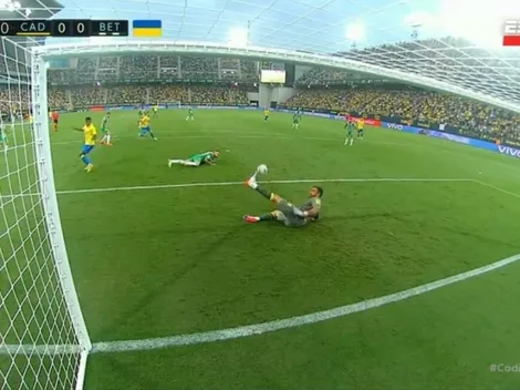 Bravo debuta y se luce a puros tapadones ante Cádiz