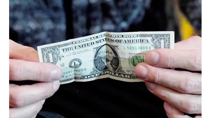 Alza del dólar