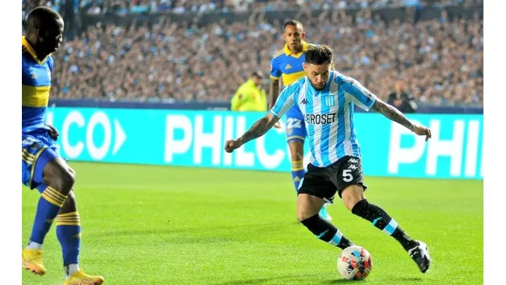 Eugenio Mena termina contrato en diciembre con Racing y todavía no ha renovado.