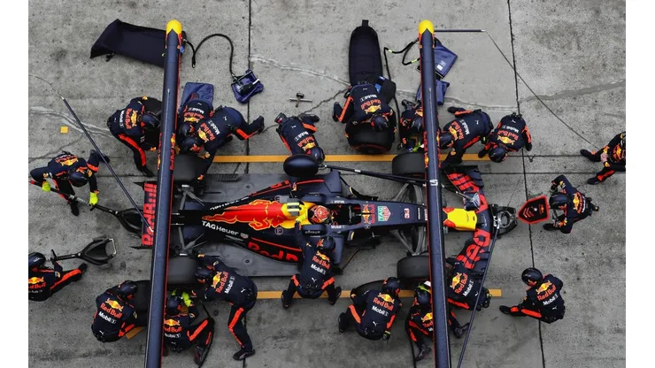 La escudería Red Bull espera por eventual sanción de la FIA tras la investigación que confirma que sobrepasaron el límite de presupuesto en 2021.