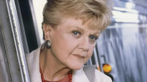 Angela Lansbury como Jessica Fletcher en Reportera del Crimen.