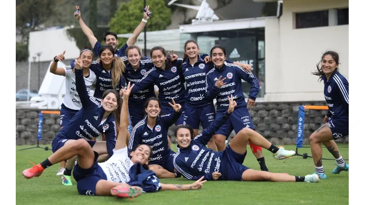 Con todas las estelares: La formación de La Roja Fem vs México
