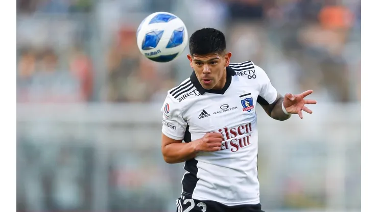 Esteban Pavez fue titular en Colo Colo