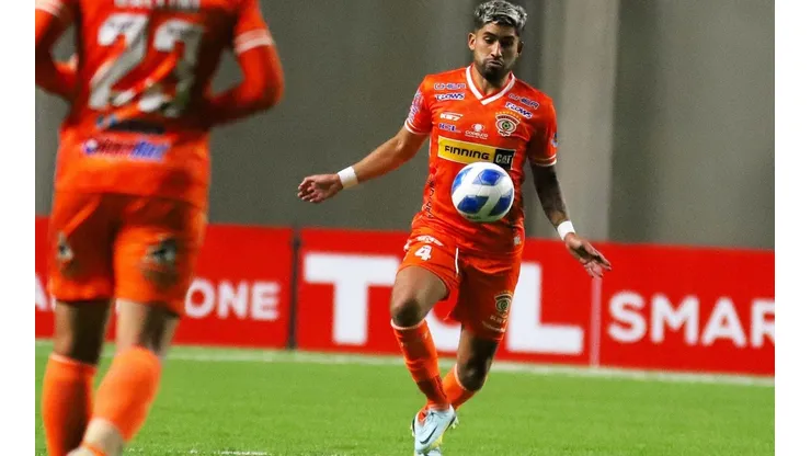 Cobreloa está expectante a ver si puede quitarle la punta de la tabla a Magallanes.