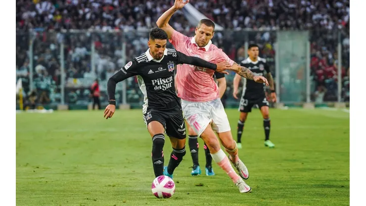 La UC venció a Ñublense, y Colo Colo debe chocar este domingo con Curicó.