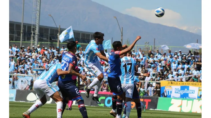 Magallanes bailó a Melipilla y se acerca a Primera División