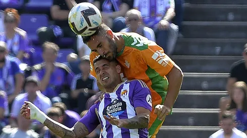 Betis rescató una igualdad con un jugador menos desde el primer tiempo